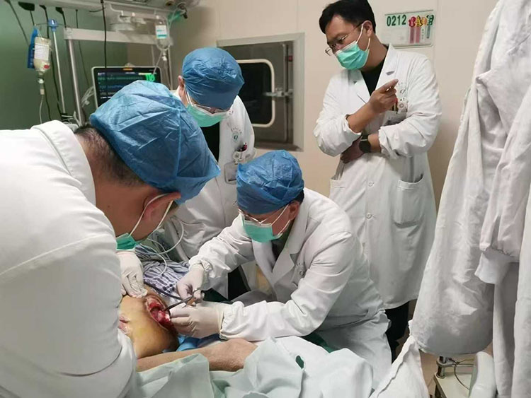 ����˹����ᡤ(�й�)����